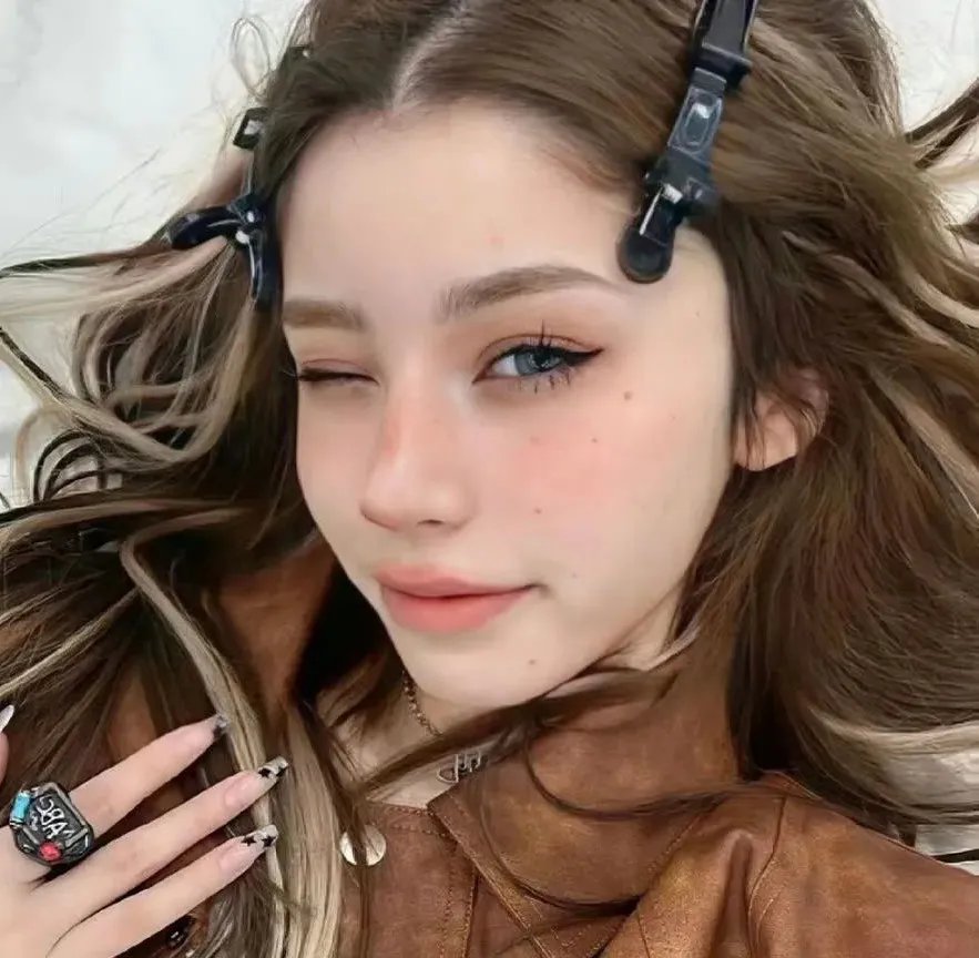 老虎吊颈 海报